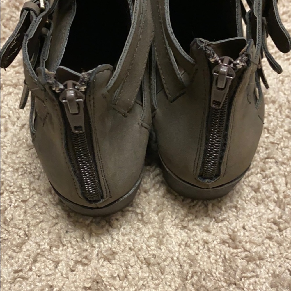 Booties - Picture 4 of 5